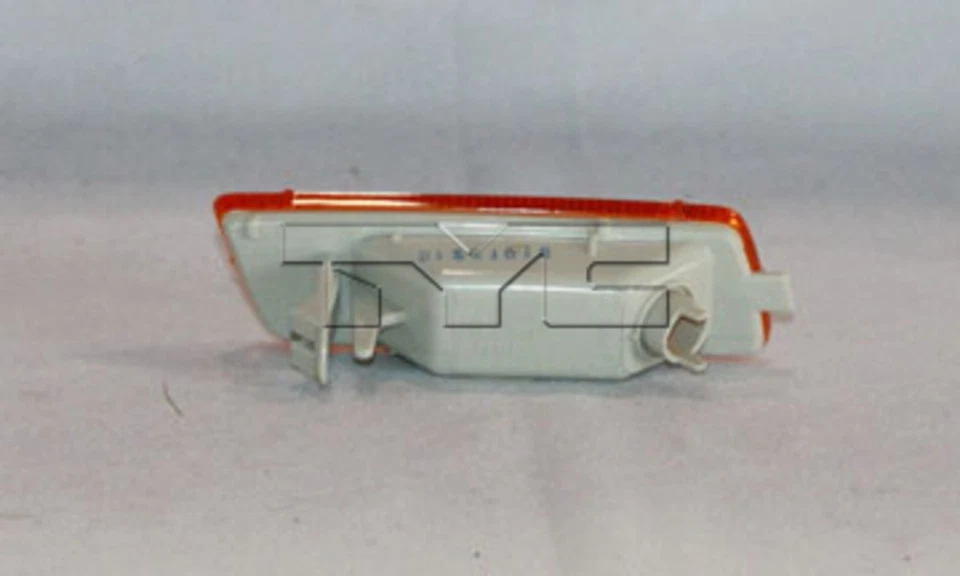 Side Marker Bumper Reflector Light Left Driver for 05-08 Volkswagen Jetta (GEN5) - Image 2 of 2