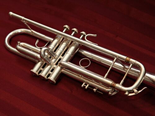 B&S Challenger I 3137 Bb Silver Plated Trumpet - Picture 4 of 10