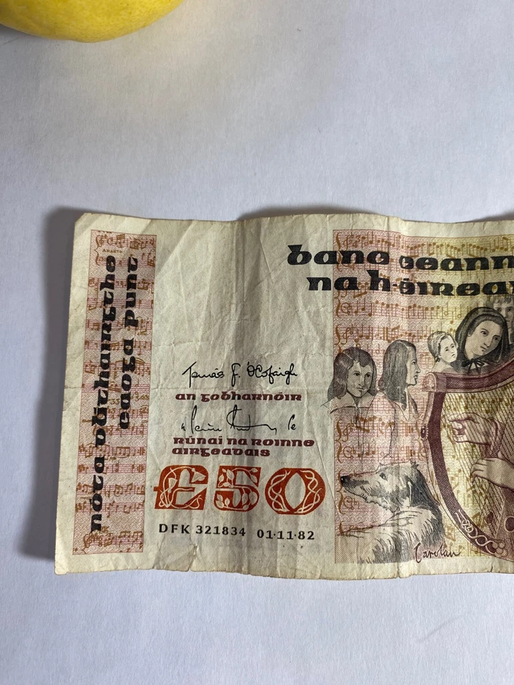 1982 Irish £50 Fifty Pound Banknote Ireland DFK321834 01-11-1982 - Image 4 of 4