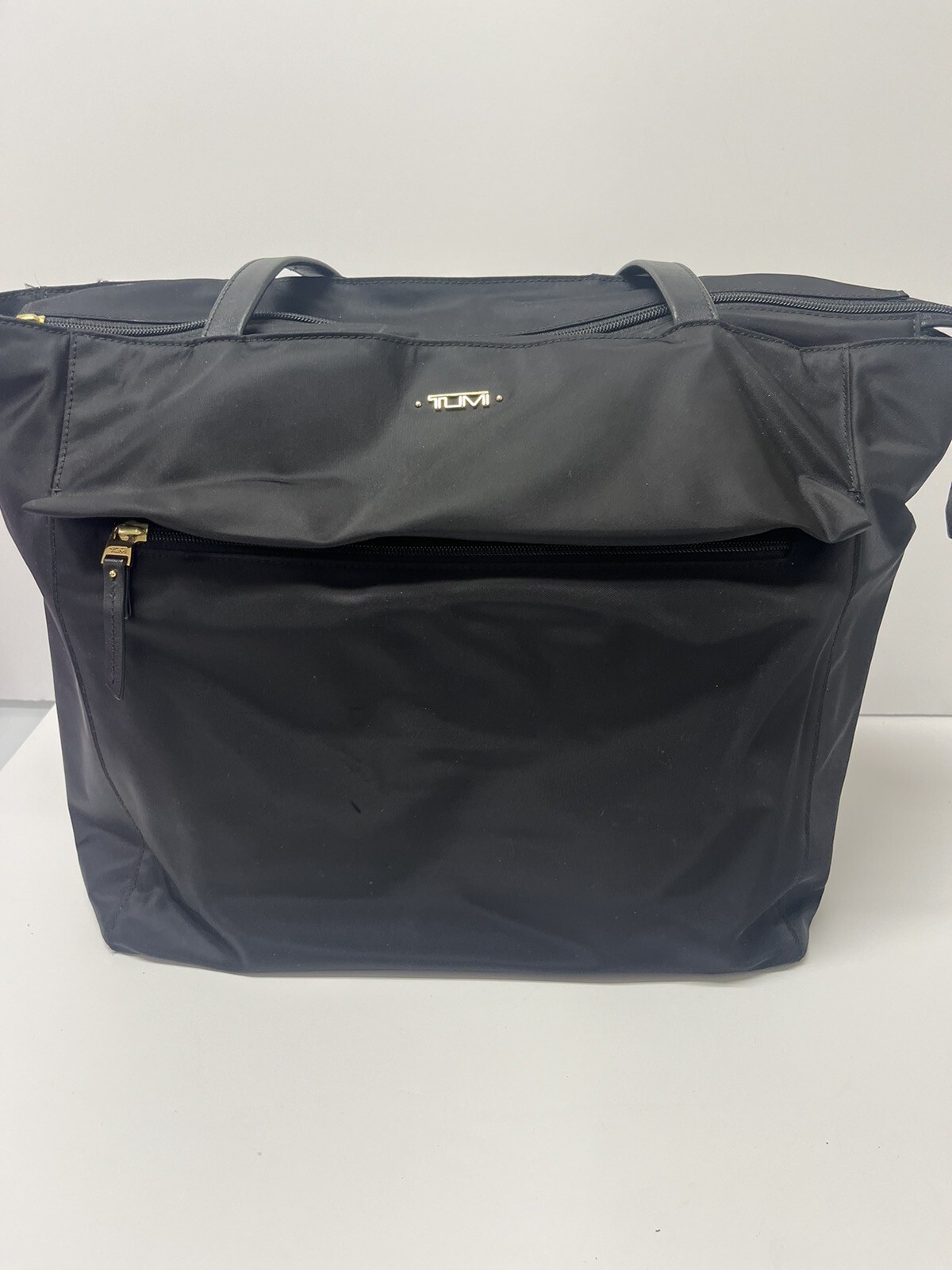 Tumi Voyageur Carryall Bag Tote Purse Black Used Cond… Gem