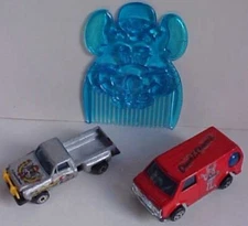 Chuck E Cheese Showbiz Pizza Time Theatre Toy Comb Die cast Van Truck