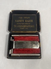Antique 1905 Pat. The Swift Safety + Straight Razor Set w/ Box 1 Blade Jackson