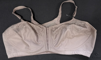 Glamorise MagicLift Natural Shape Front Close Raceback 1202 Purple Size 46C 6929
