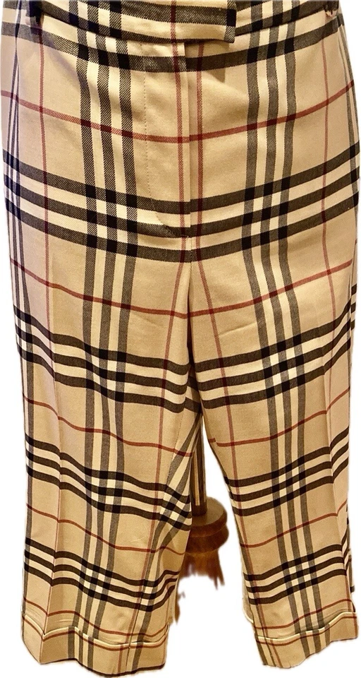 BURBERRY LONDON FABULOSAS BERMUDAS SHORTS CON PUÑOS, ESTAMPADO BURBERRY, 6