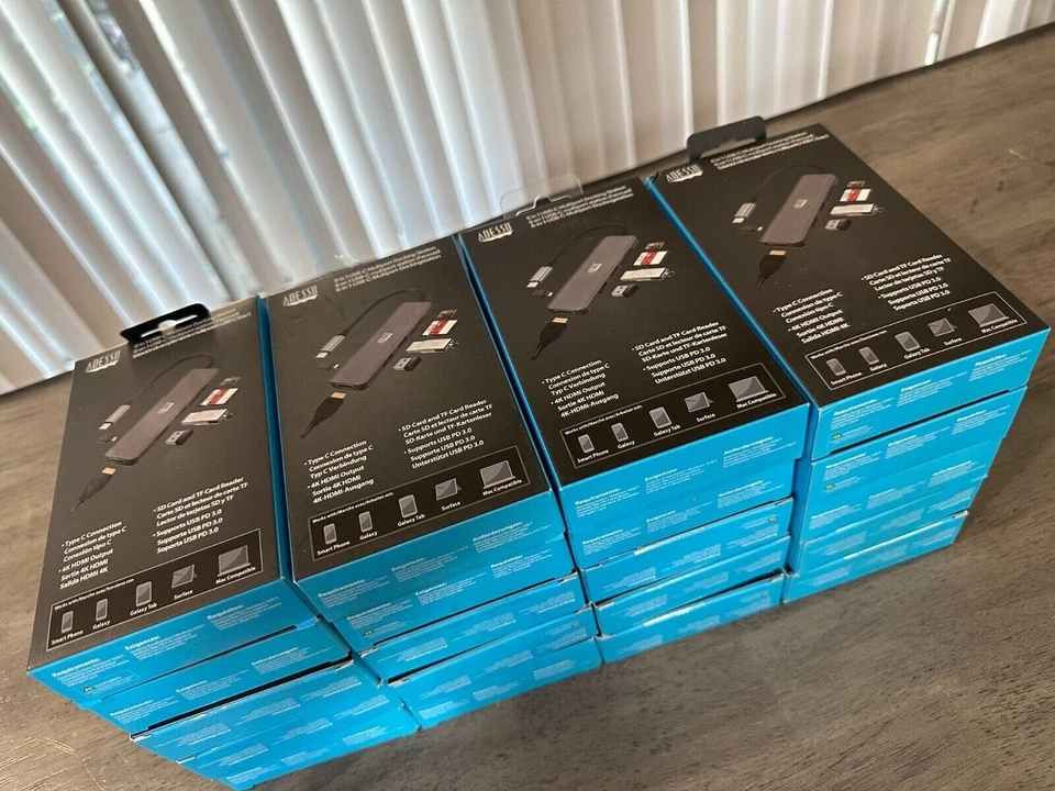 (EACH) Adesso 6-in-1 USB-C Multi-Port Docking Station (TAA Compliant) (AUH4020) - Image 3 of 4