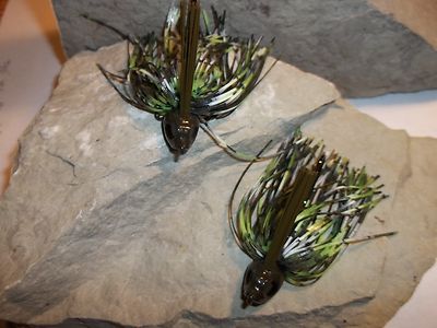 TWO (2) 1/2 OUNCE POISON TAIL * LIGHTNING BUG CHARTREUSE SHAD *