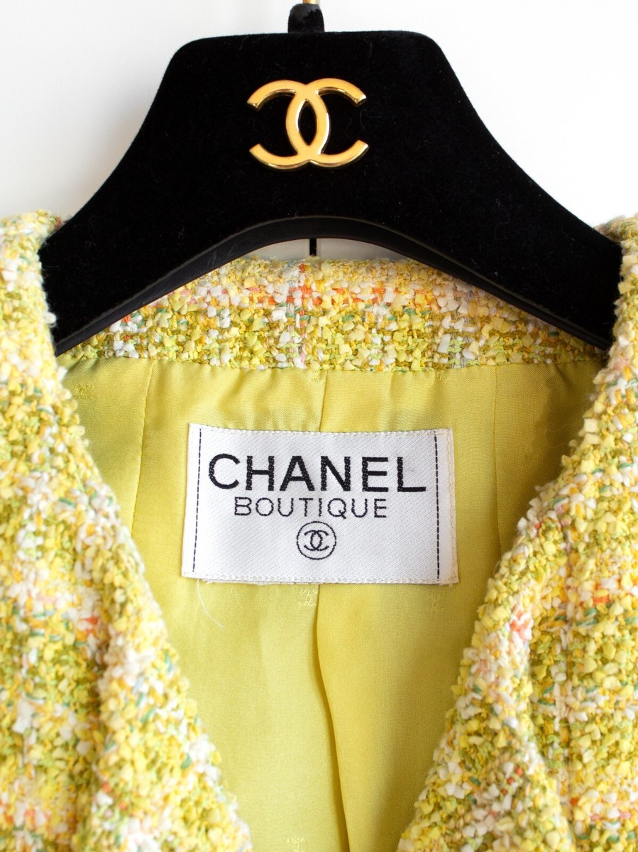 Iconic Chanel Vintage Spring/Summer 1994 Yellow Gold Tweed Iconic Chanel Vintage Spring/Summer 1994 Yellow Gold Tweed