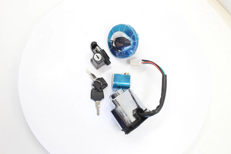 04-07 HONDA SHADOW AERO 750 OEM CONJUNTO DE CHAVES DE TRAVA DE IGNIÇÃO COM TAMPA DE GÁS E TRAVA DE ASSENTO - Imagem 4 de 4