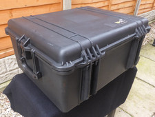 Valigia trolley Pelican 1610. Senza schiuma.   Hardigg.