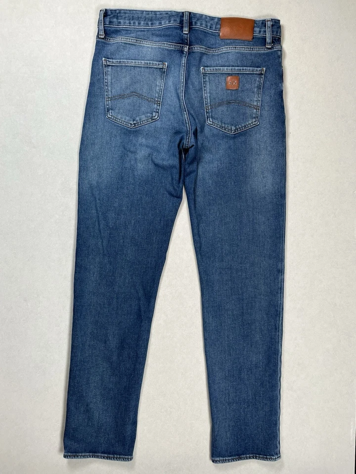 Pantalones de mezclilla Armani Exchange AX para hombre J13 ajustados azules 33x32 descoloridos elásticos Foto 3 de 4