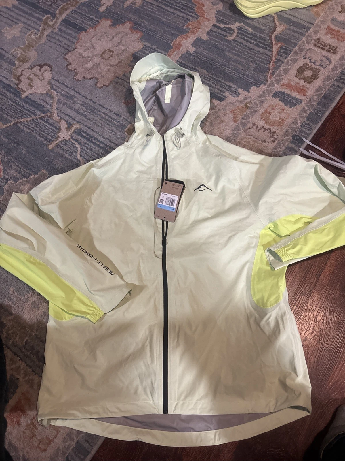 Nike Cosmic Peaks Storm-Fit ADV Running Jacket FZ1084-701 Mens Medium New $275