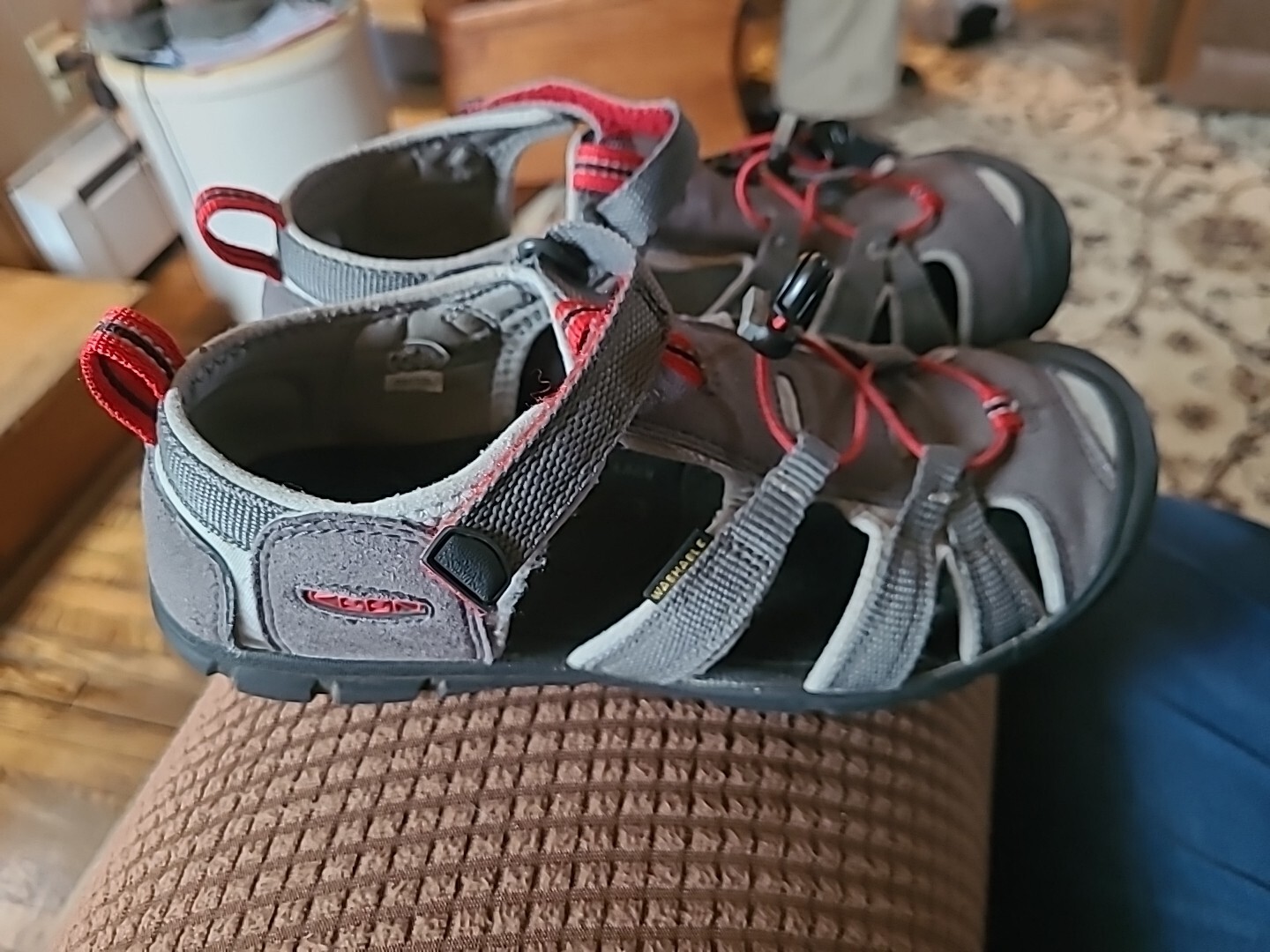 KEEN Sandali da trekking punta chiusa grigio rosso acuto scarpe lavabili US 6 EU 38 UK 5 CM 24 5