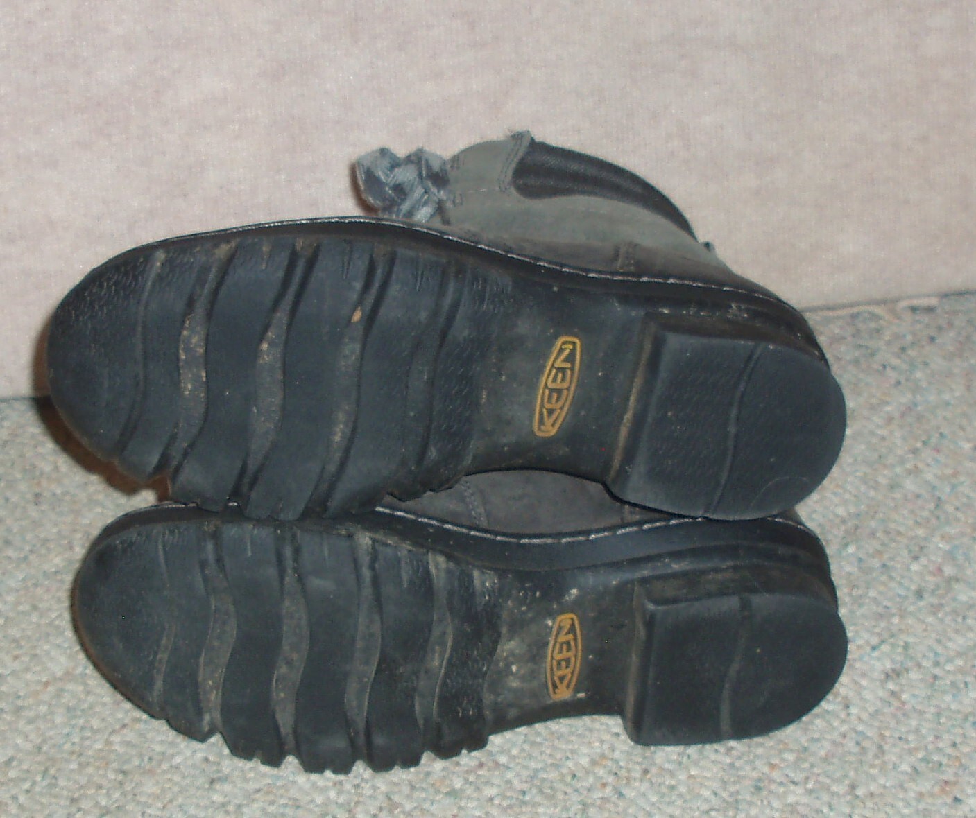 Stivali donna grigi KEEN 200 grammi isolamento thinsulate KEEN WARM taglia 8