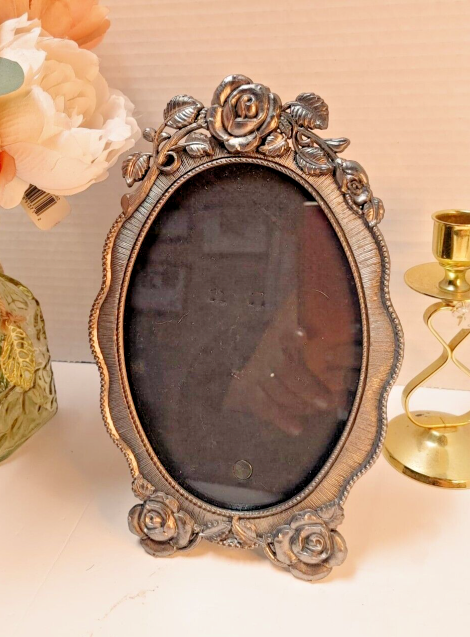 Lovely Art Deco Oval Metal Picture Frame 6X4.5" Antique Photo Frames