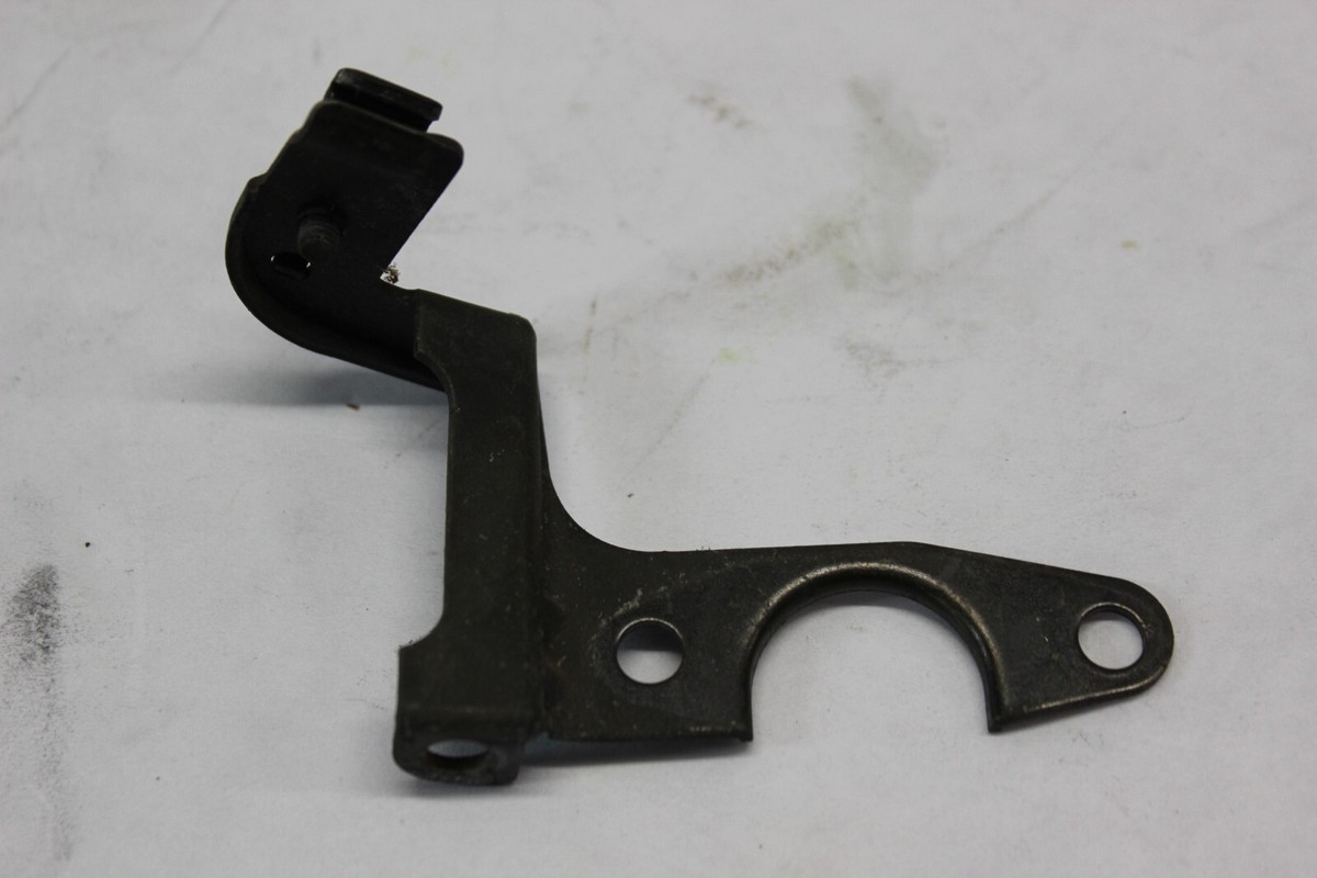 SEAT LOCK BRACKET 77153-MB1-870 1984 Honda VF700C | eBay