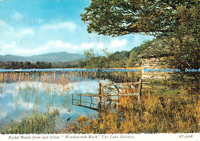 D100699 Rydal Wasser von knapp unten. Wordsworth Rock. The Lake District. Bamfort