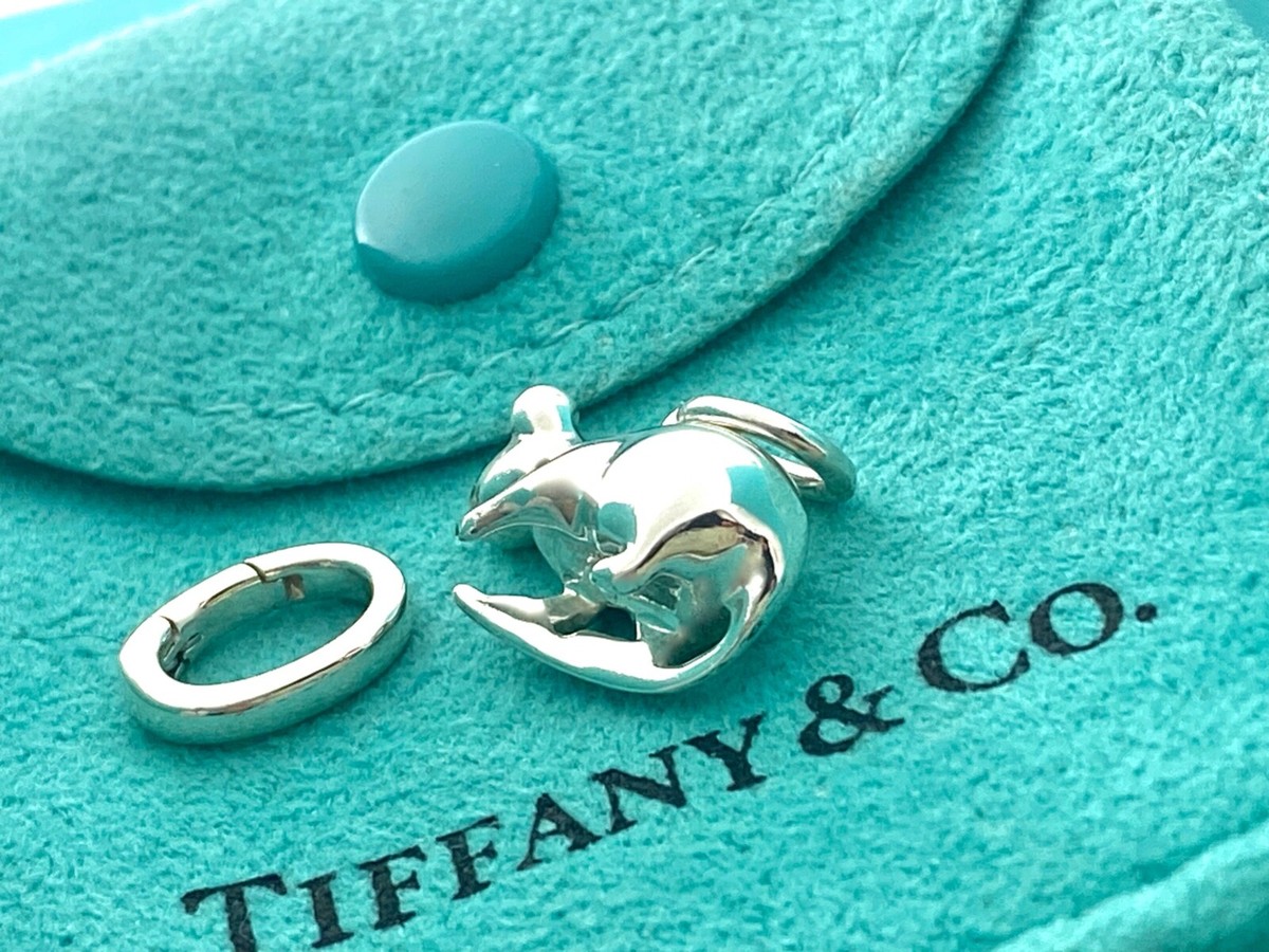Tiffany & Co. Picasso Chinese Zodiac Rat Charm & Oval Clasp Tiffany & Co. Picasso Chinese Zodiac Rat Charm & Oval Clasp