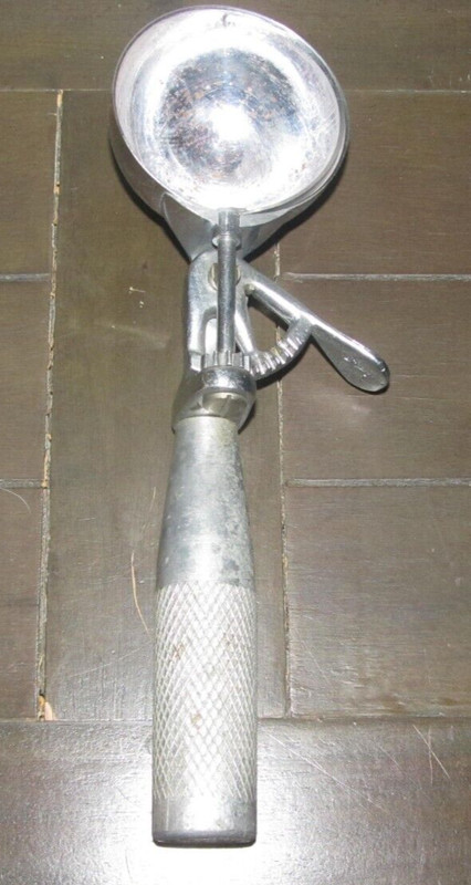 Shore Craft Vintage Icecream Ice Cream Parlor Scoop Aluminum Metal #12
