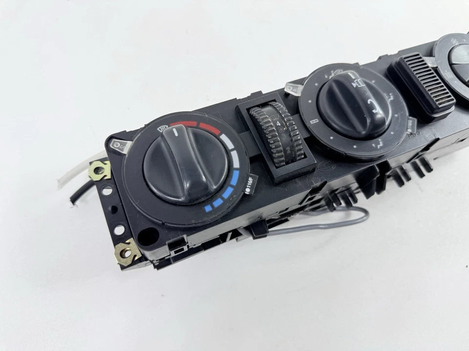 2002-2006 Dodge Mercedes Sprinter 2500 3500 Manual Heat AC Control A0004463428KZ - Image 3 of 4