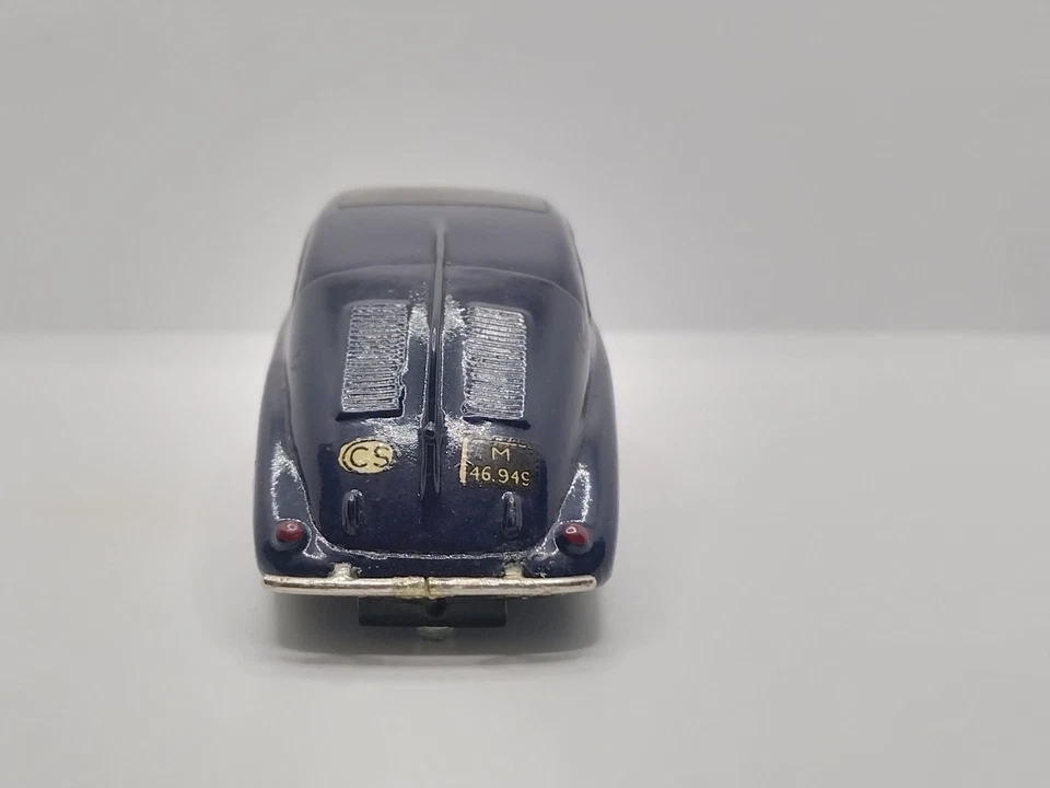 Réplicas Automáticas 1/43 Vintage Tatra 77a 1936.  Foto 4 de 4