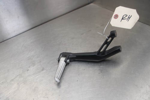 17-20 YAMAHA YZF R6 RIGHT REAR BACK PASSENGER PEG