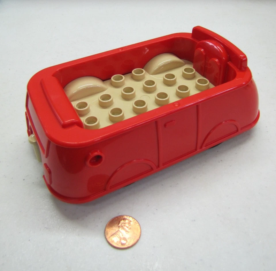 Lego Duplo Peppa Pig Vehículo Rojo Coche Deportivo Convertible para la Familia de Peppa Foto 3 de 4