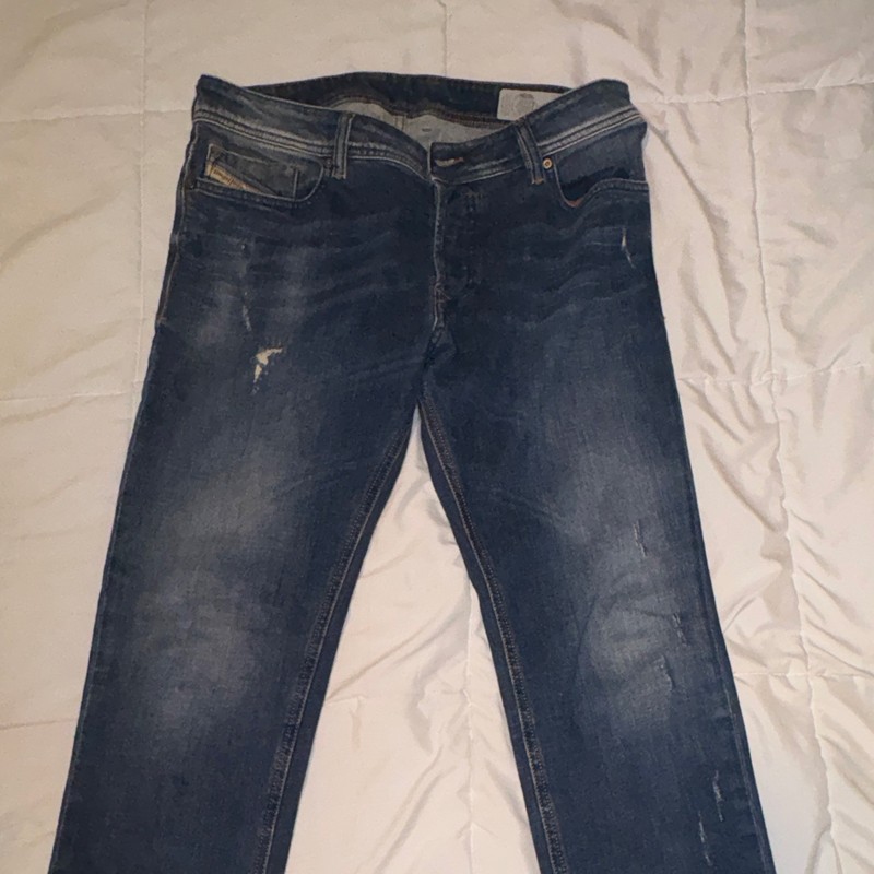 Diesel Men’s Skinny Fit Dark Wash Blue Denim Stretch Jeans Low Rise Zip