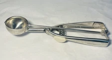 Nordic Ware Small Cookie Melon Ice Cream Scoop Hand Squeeze Stainless Steel