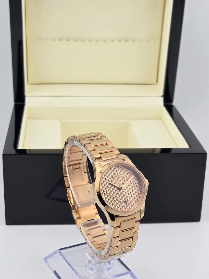 Reloj Gucci Mujer G-Timeless Tono Dorado Reacondicionado - YA126567 ($10 PRECIO DE VENTA SUGERIDO POR EL FABRICANTE) Foto 3 de 4
