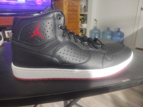 jordan access Size 11 - Picture 9 of 10