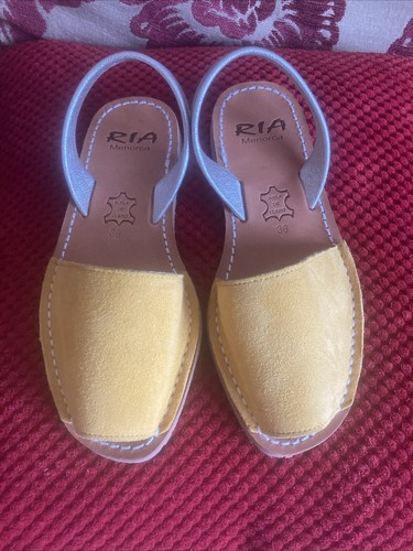 Womens Ria Menorca Leather Sandals Abarcas Flats Slip On Size EU 36 UK3 New
