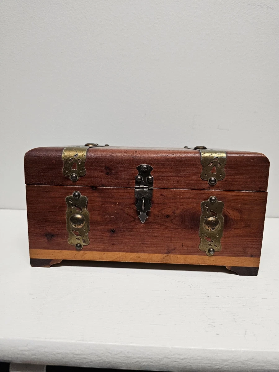 G&r cedar dog boxes cheap