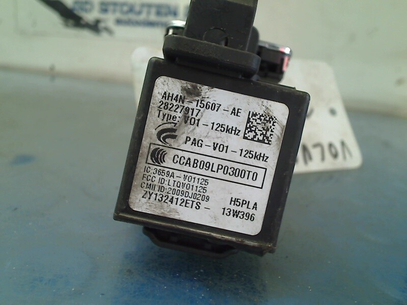 SCHALTER VERSCHEIDENES START STOP UND MODUL ZÜNDUNG V40 (MV) 2013