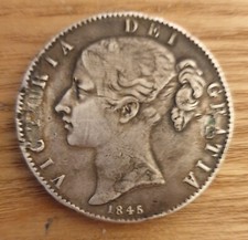 1845 Victoria One crown UK silver Crown . Cinqufoil stops. 