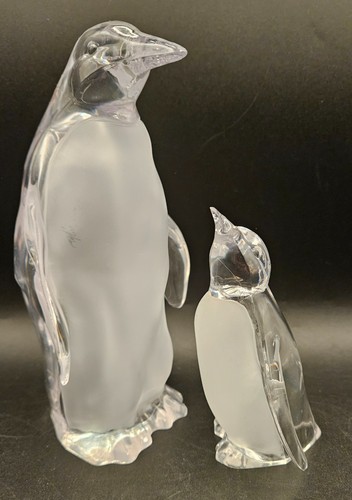 Pair of Lucite Acrylic Mother & Baby Penguins Clear & Frosted 7.75" & 5"