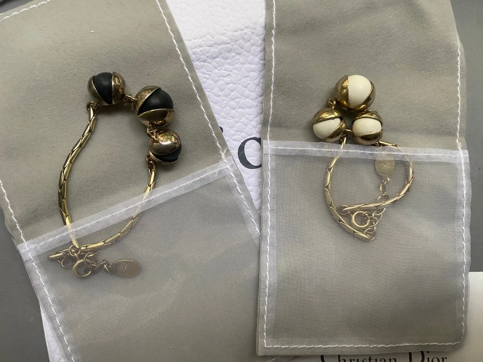 Christian Dior 2 Brazaletes Metal Dorado / Set Colección Bellota Auténtico Foto 2 de 4