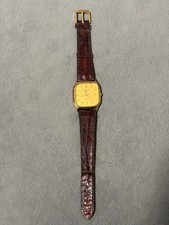 Seiko Quartz Dress Watch Gold Square Case 30x35mm Vintage wrist 19cm