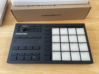 Native Instruments Maschine Mikro MK3 Groove Production MIDI Controller Tested
