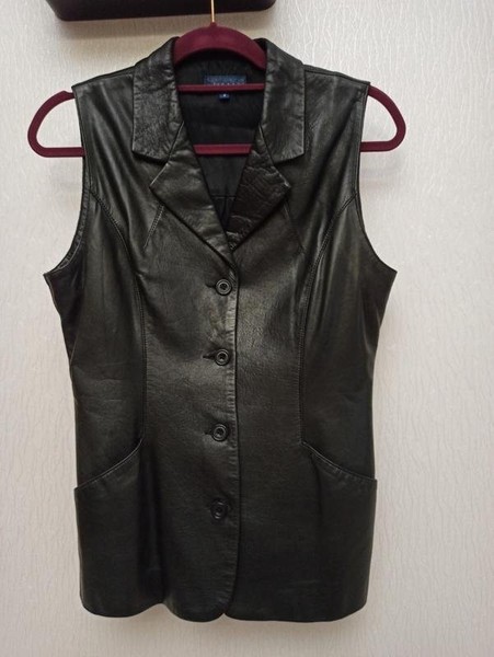 Women Jigsaw Vest Black Leather 38 / M / 46