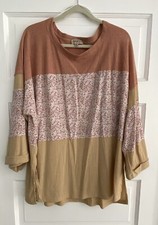 Woman  s Size 2XL Blouse with Floral And Solid Color Fabric-Boho Blouse/Tunic
