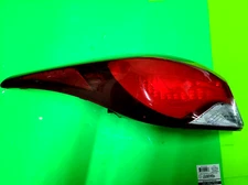 Hyundai Sonata Driver Tail Light Quarter Panel Mounted 2014-2016