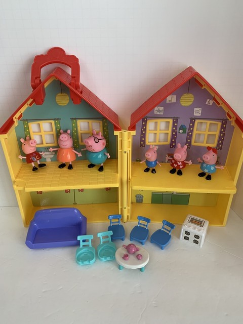 peppa pig activity table