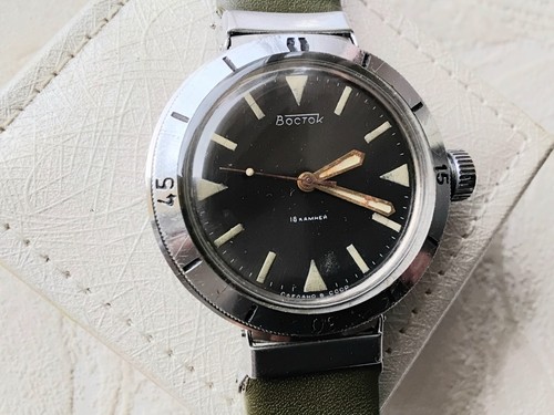 Sowjetisch Russische Wostok Ampfibienuhr, Schwinganstöße, Kal. 2209, komplett original