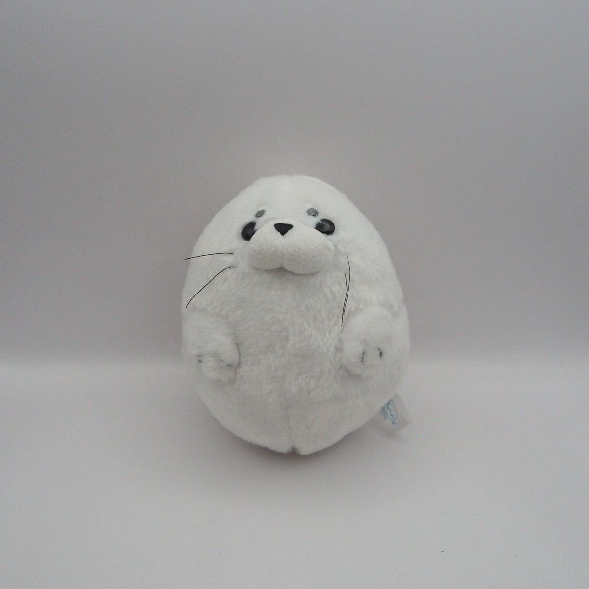 D1205B Pukyuto Azarashi White Seal Plush YELL 5
