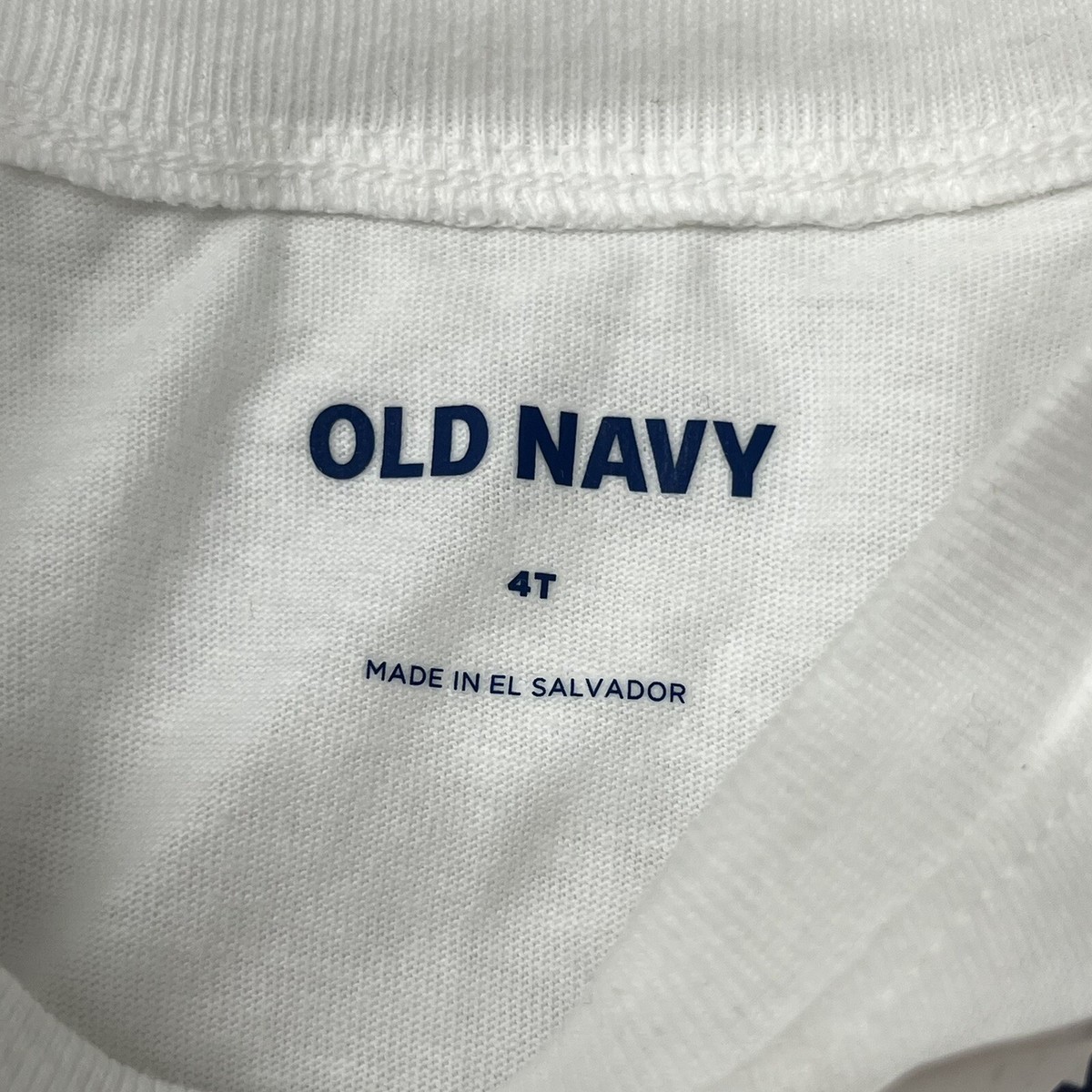 Old Navy White Hello Kitty Graphic Print T-Shirt Girls Size 4T NEW