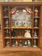 1988 MGM WIZARD OF OZ Franklin Mint Display Case With 20 Figures