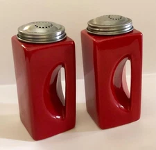 OGGI 6" Red Ceramic Salt & Pepper Shakers. Clean, Well-Kept.