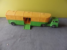 EPAVE CORGI TOYS CAMION TRANSPORT DE CHEVAUX   1 / 43