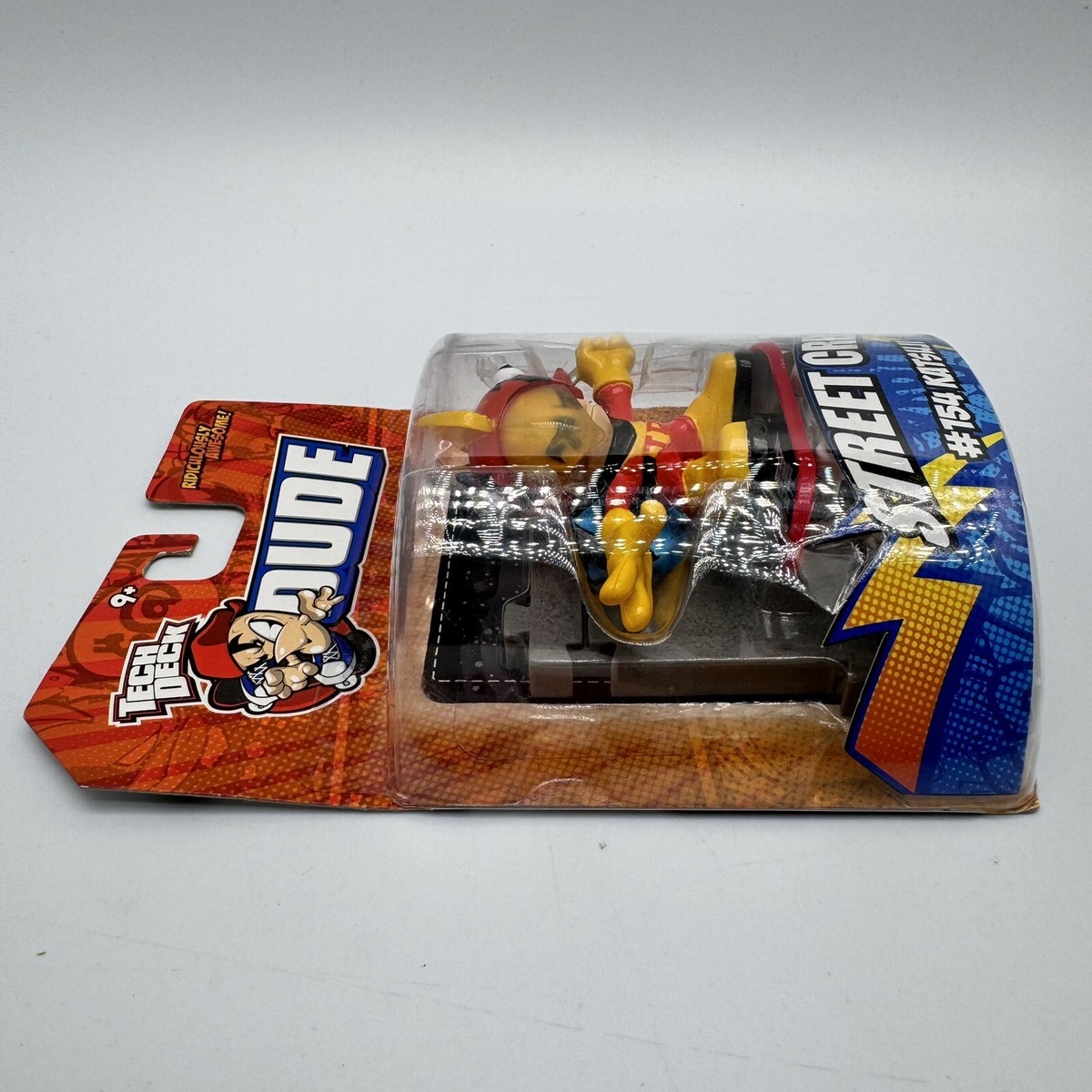 Tech Deck Street Crew Katsuji #154 Fingerboard Figure 2008 Spin