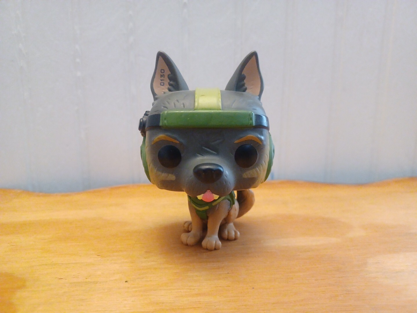 Figura De Vinilo Funko Pop Abovedada Call Of Duty Riley #146 Fuera De Caja 2016 Perro Guardián